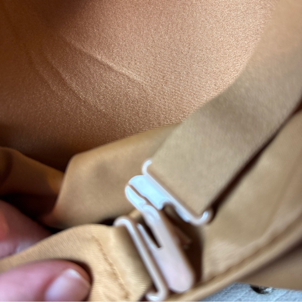 Old Navy Lightly Lined Full Coverage Underwire T-Shirt Bra size 44DD - Picture 9 of 13